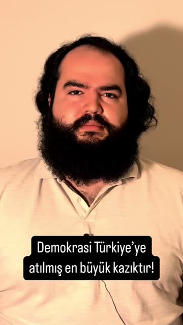 Demokrasi Türkiye’ye atılmış en büyük kazıktır! #reels #felsefe #demokrasi #türk